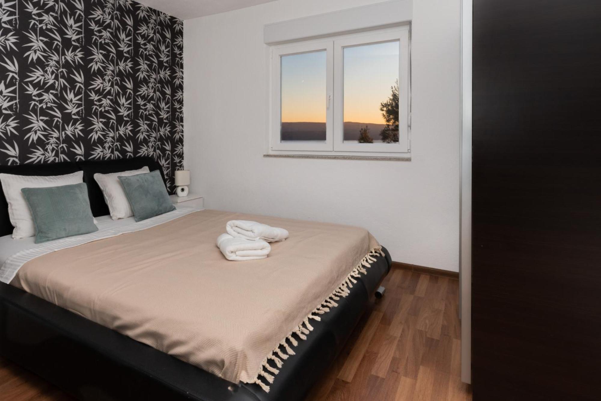 Sunny Hill Apartments With Rooftop Pool Celina Extérieur photo