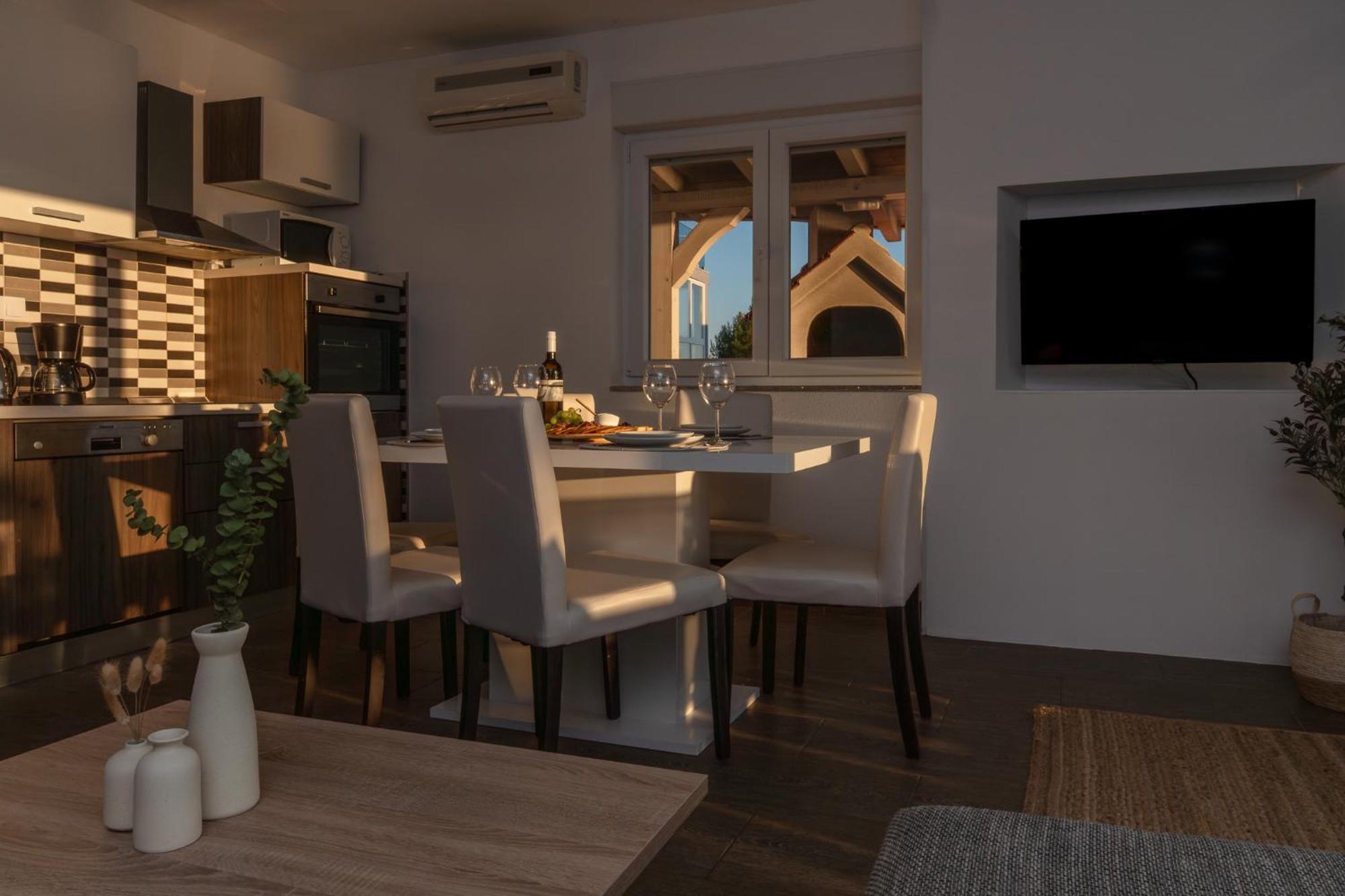 Sunny Hill Apartments With Rooftop Pool Celina Extérieur photo